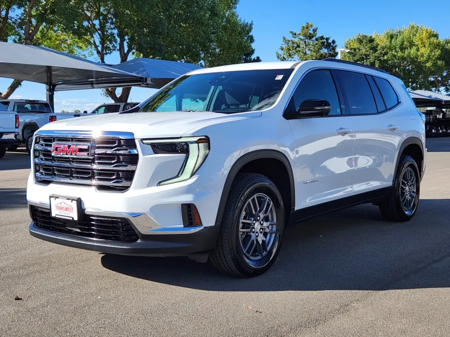 2025 GMC Acadia AWD Elevation | Photo 4 of 29