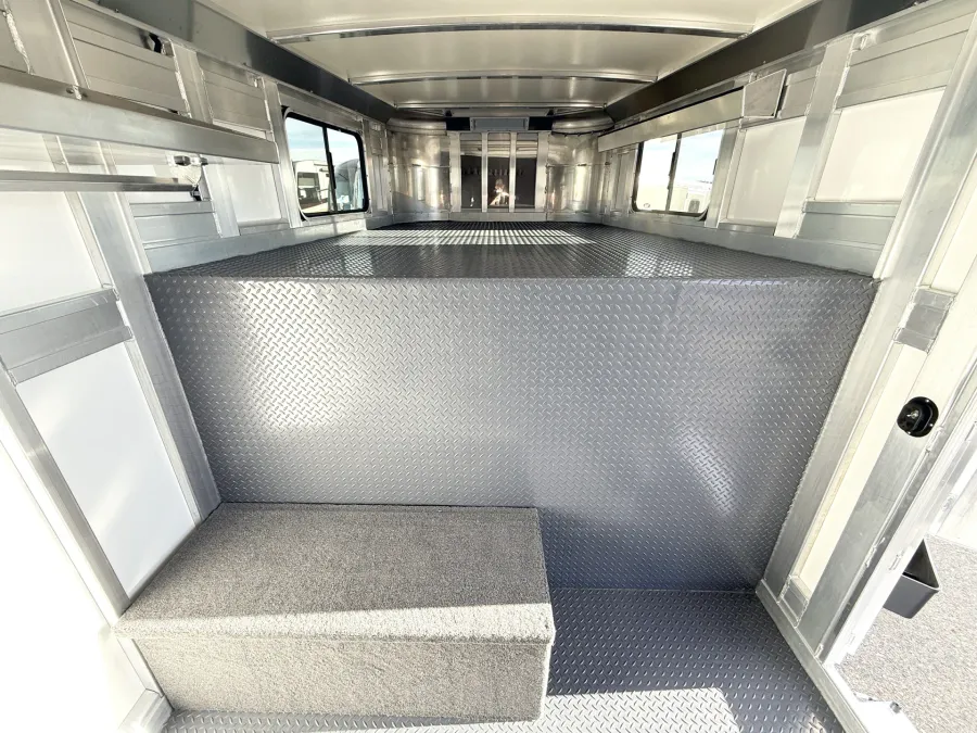 2026 Cimarron Lonestar Stock | Photo 6 of 19