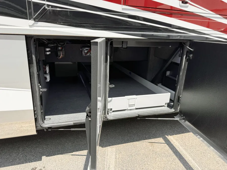 2026 Newmar Dutch Star 3836 | Photo 28 of 29