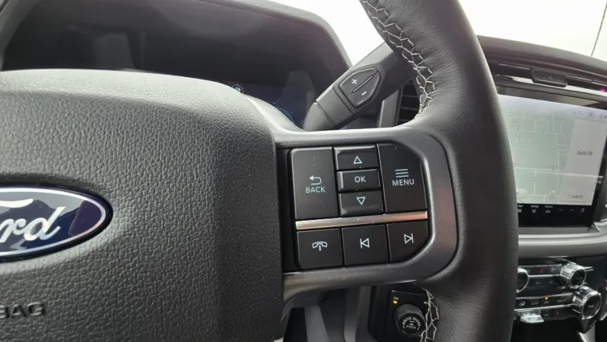 2025 Ford F-150 | Photo 17 of 29