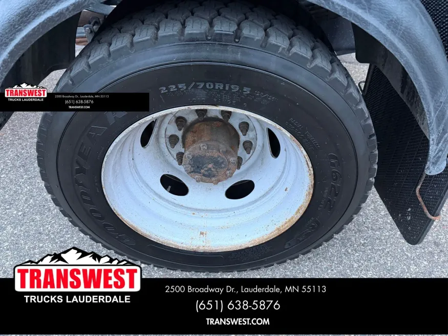 2016 Ford Super Duty F-550 XL | Photo 15 of 21