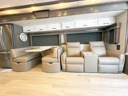 2026 Newmar Dutch Star 3836 | Thumbnail Photo 3 of 29