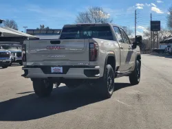 2026 GMC Sierra 2500HD AT4 | Thumbnail Photo 6 of 31