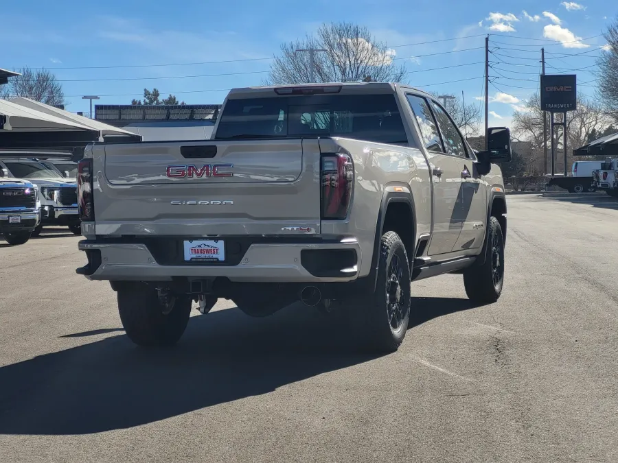 2026 GMC Sierra 2500HD AT4 | Photo 6 of 31