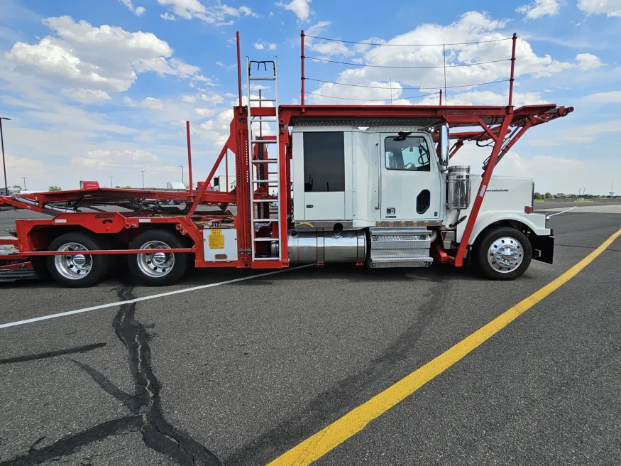 2019 Western Star 4900 | Photo 4 of 31