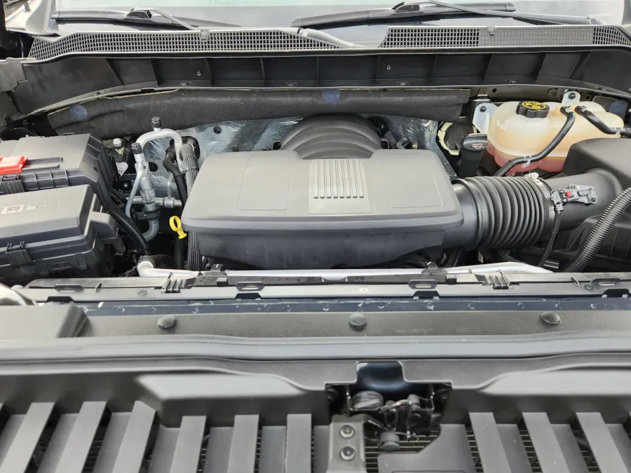 2022 Chevrolet Silverado 1500 LTD | Photo 17 of 28