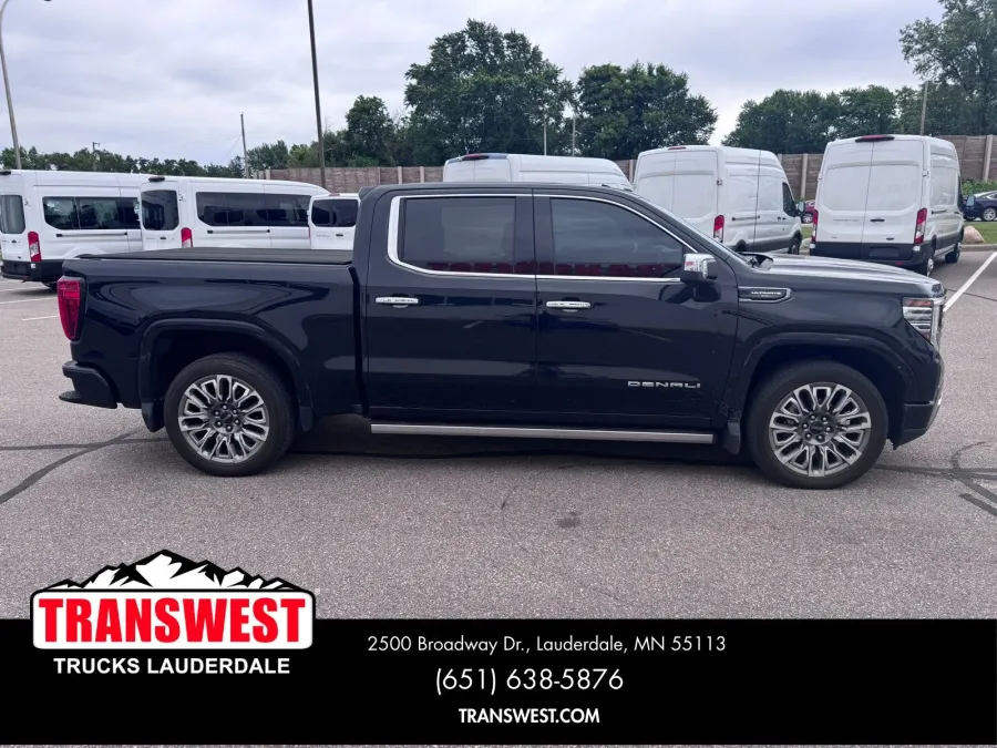 2023 GMC Sierra 1500 Denali Ultimate | Photo 5 of 18