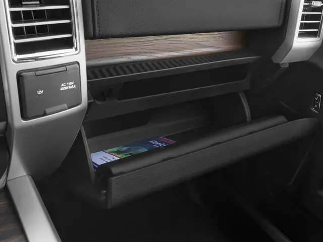 2016 Ford F-150 | Photo 13 of 17