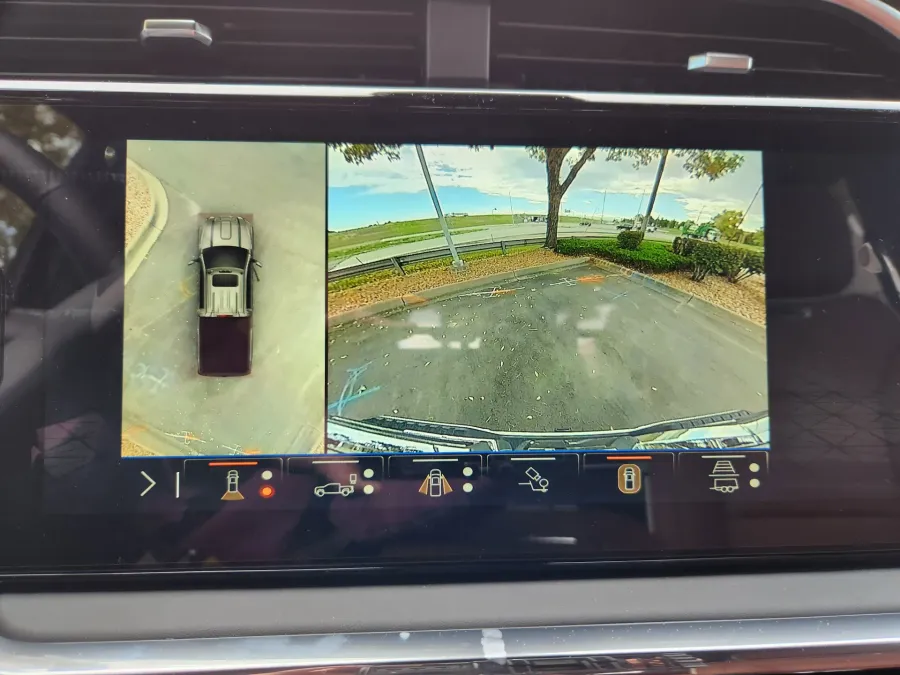 2026 GMC Sierra 2500HD Denali Ultimate | Photo 28 of 31