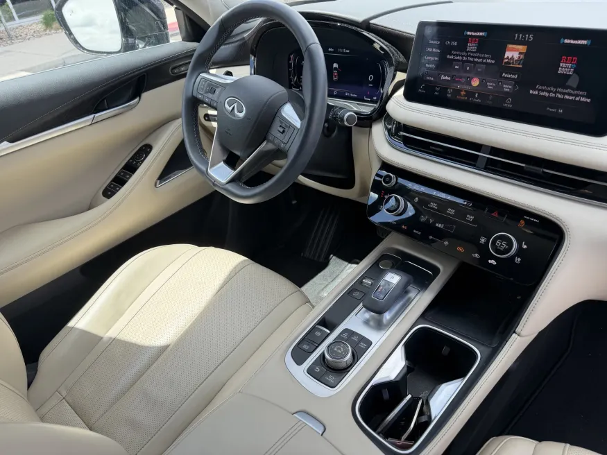 2025 Infiniti QX60 Sensory | Photo 16 of 25