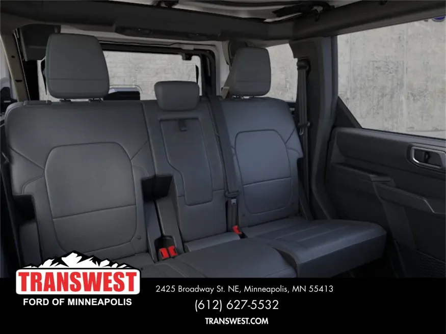 2025 Ford Bronco Badlands | Photo 11 of 25