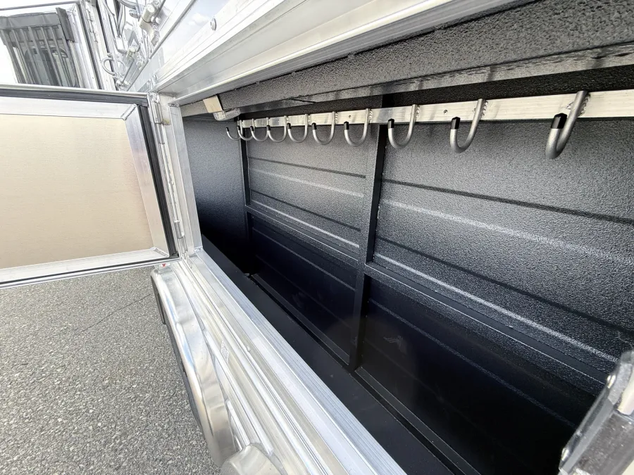 2025 Logan Coach Select 812 3HLQ | Photo 22 of 27