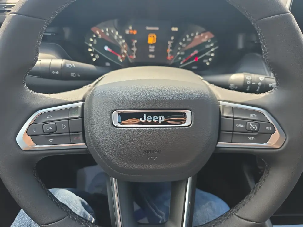 2026 Jeep Compass Latitude Altitude - Photo 19