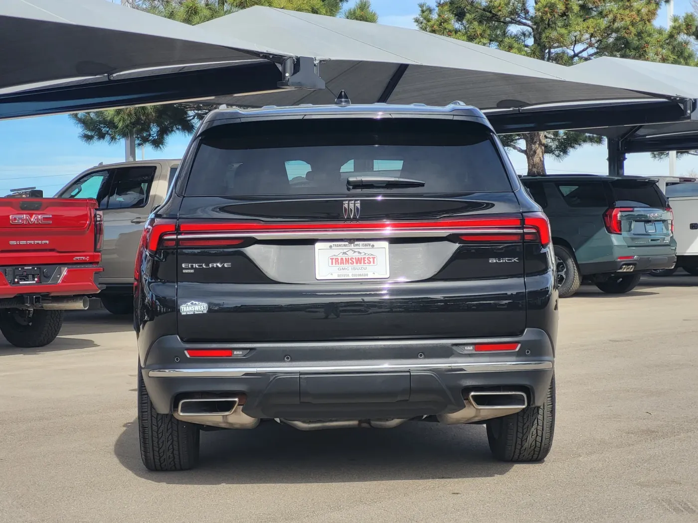 2025 Buick Enclave Preferred | Photo 5 of 24