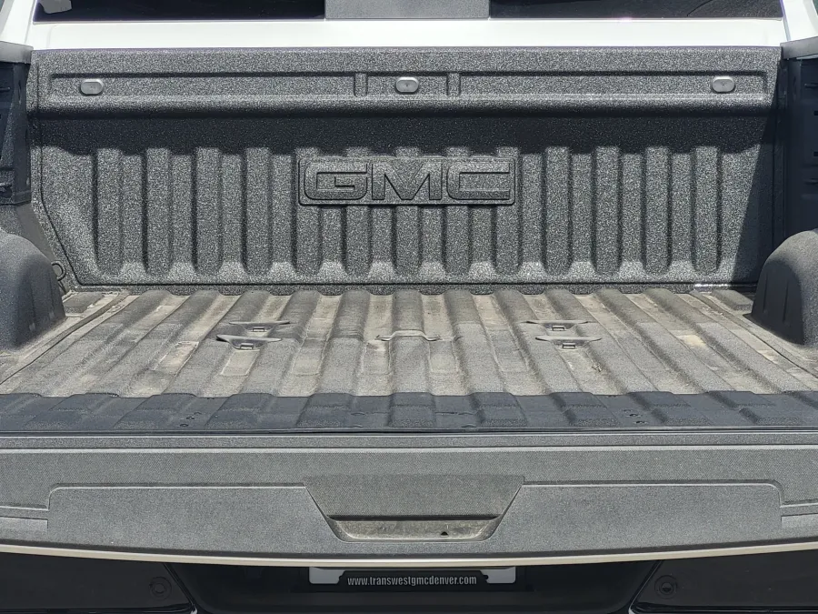 2026 GMC Sierra 2500HD AT4X | Photo 23 of 24