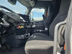 2024 Freightliner Cascadia 126 | Thumbnail Photo 6 of 21