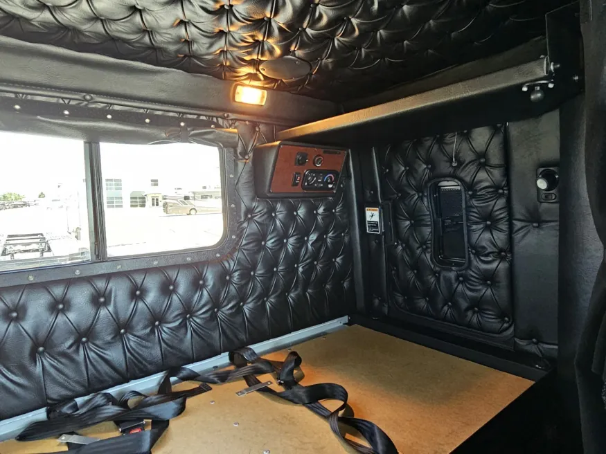 2021 Western Star 4900FA | Photo 12 of 28