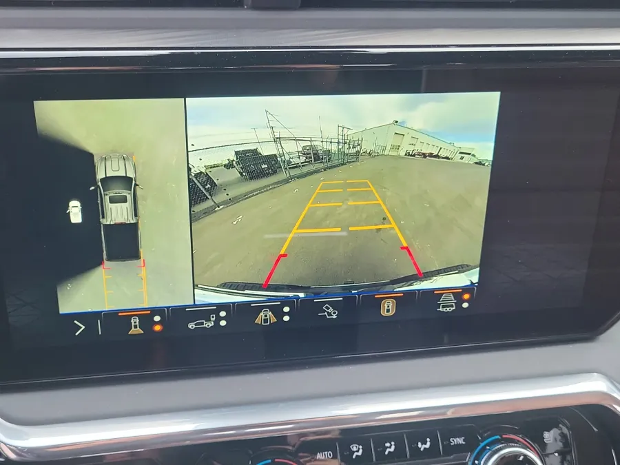 2026 GMC Sierra 2500HD Denali Ultimate | Photo 15 of 23