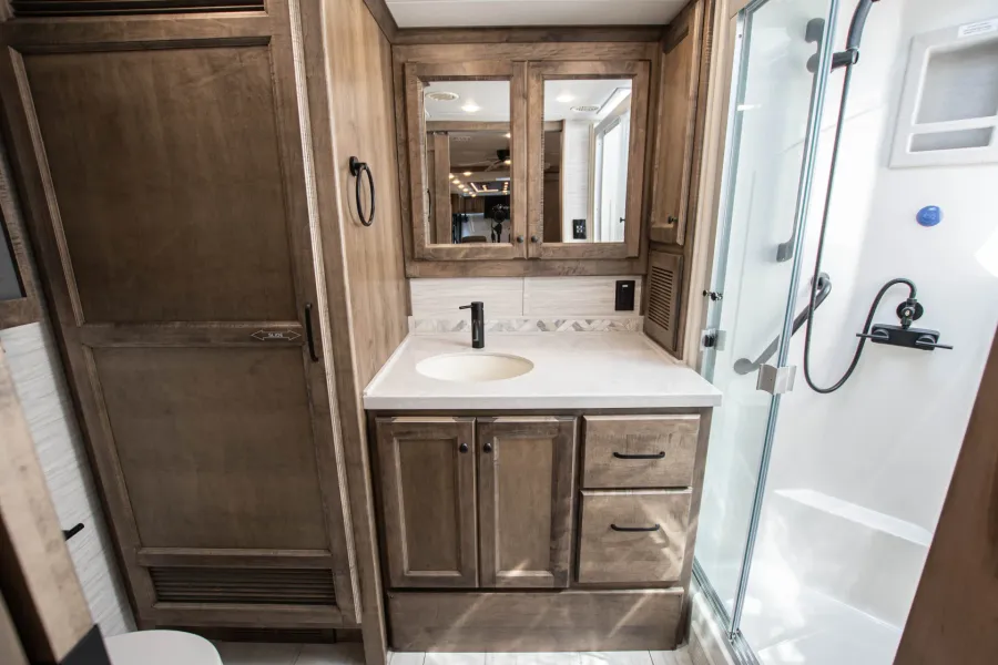 2026 Tiffin Allegro Red 37BA | Photo 26 of 27