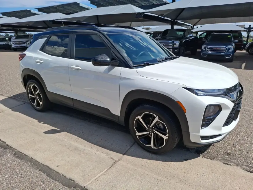 2022 Chevrolet Trailblazer RS | Photo 6 of 18