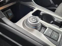 2023 Ford Explorer XLT | Thumbnail Photo 16 of 32