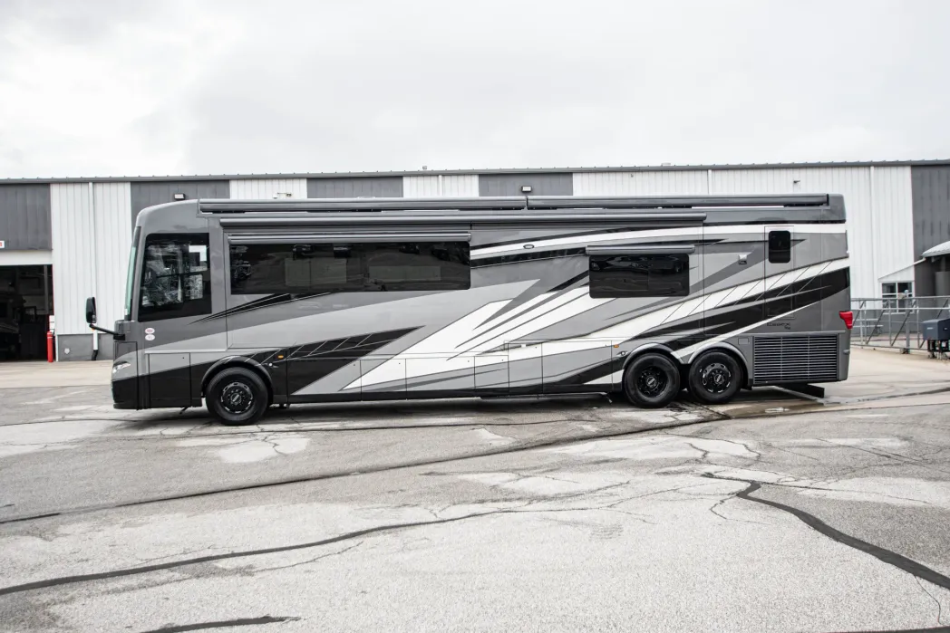 Essaex Rv Meet the new 2026 Newmar Essex