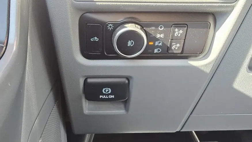 2023 Ford F-150 | Photo 13 of 28