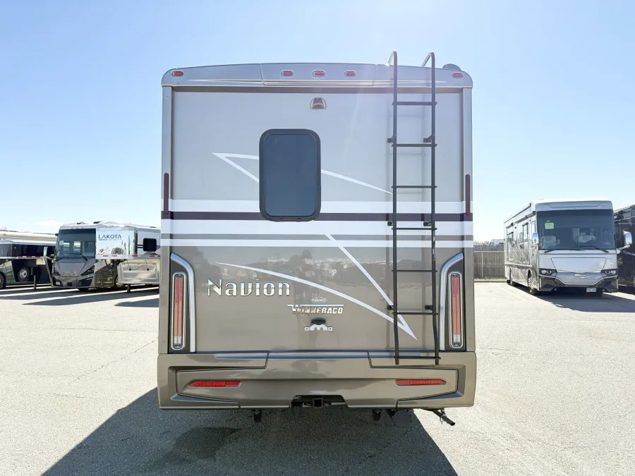 2021 Winnebago Navion 24D | Photo 17 of 24