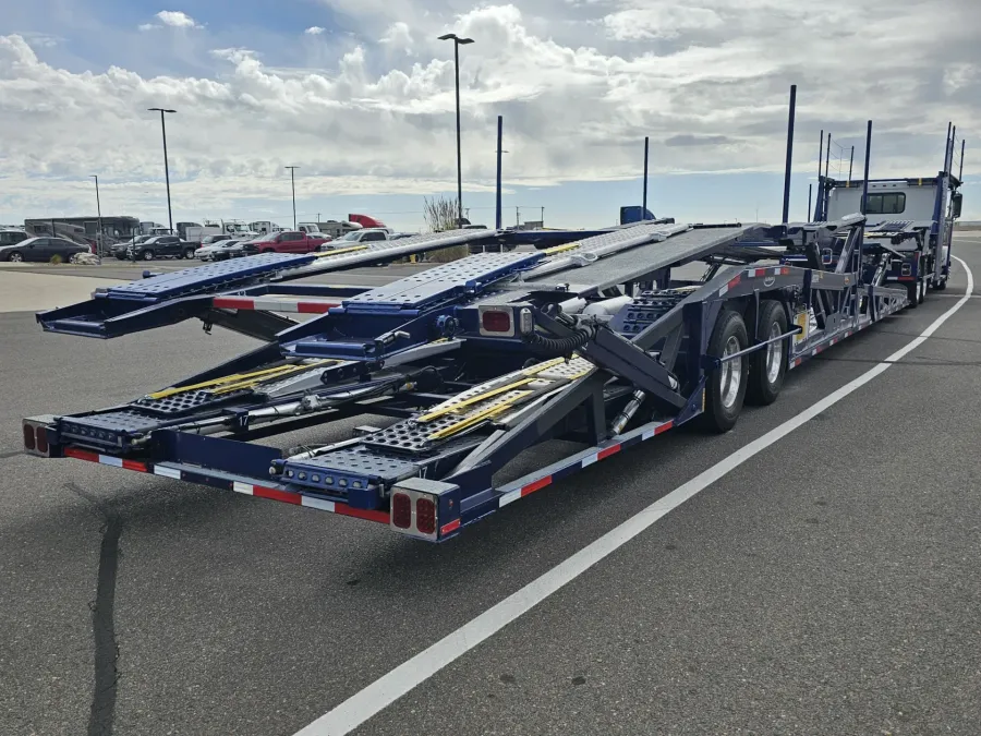 2021 Western Star 4900FA | Photo 10 of 30