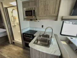 2021 Coachmen Pursuit 27XPS | Thumbnail Photo 10 of 17