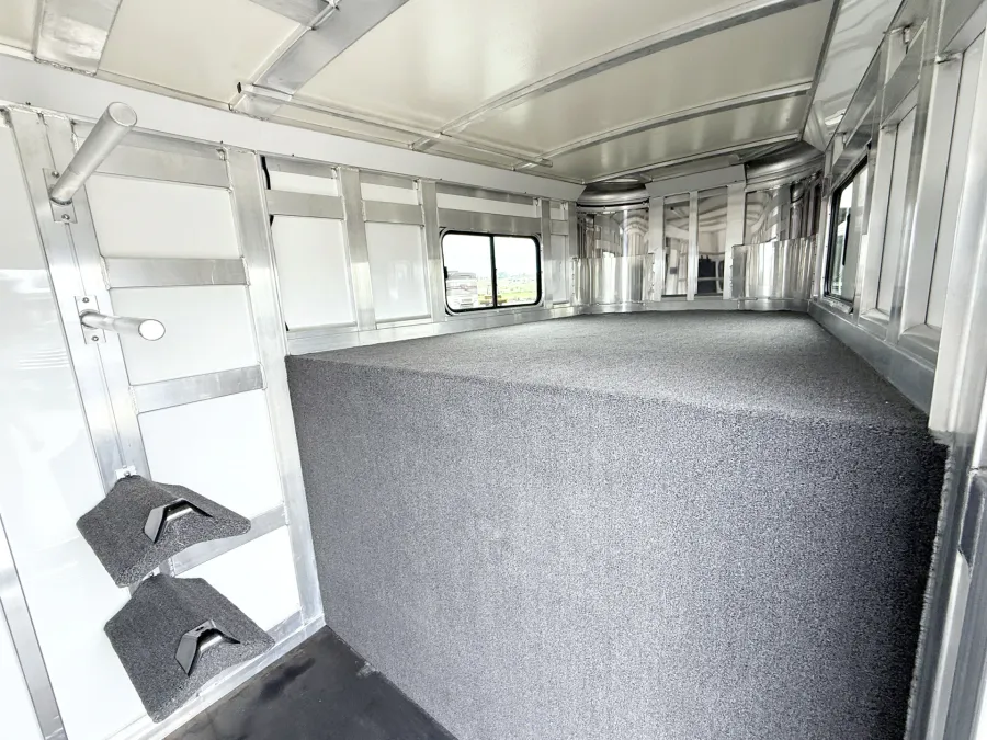 2026 Cimarron Norstar Warmblood 2HGN | Photo 5 of 20