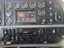 2018 Peterbilt 389 | Thumbnail Photo 35 of 35