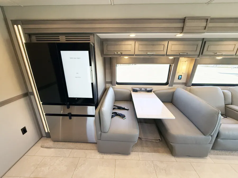 2026 Renegade XL 45QS | Photo 10 of 28