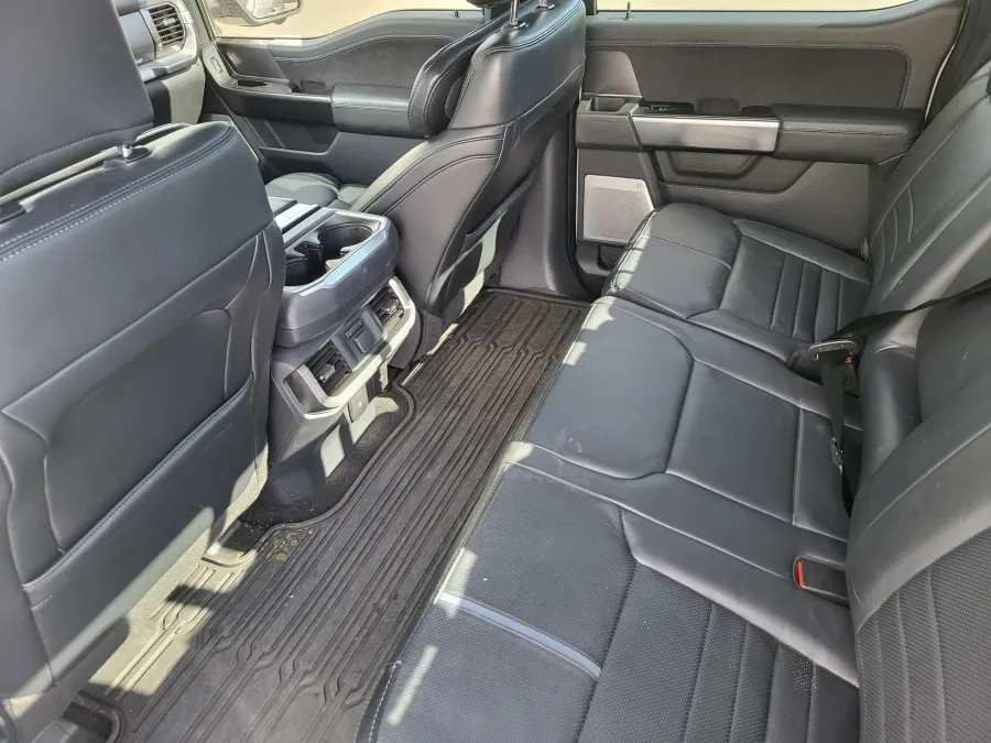 2024 Ford F-150 Platinum | Photo 23 of 26