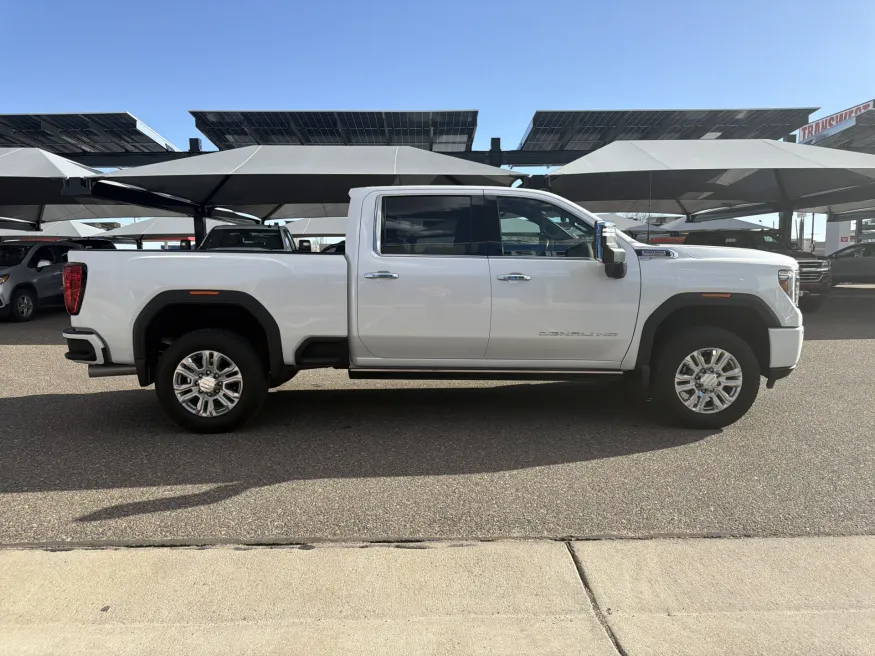 2022 GMC Sierra 2500HD Denali | Photo 5 of 20