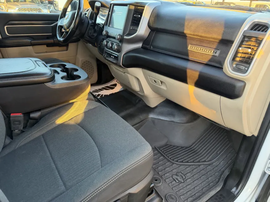 2022 RAM 2500 Big Horn | Photo 11 of 20