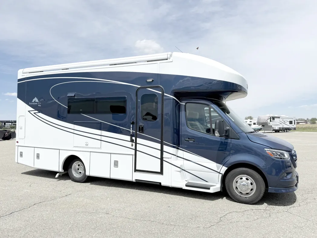 2026 Newmar Freedom Aire 2515 
