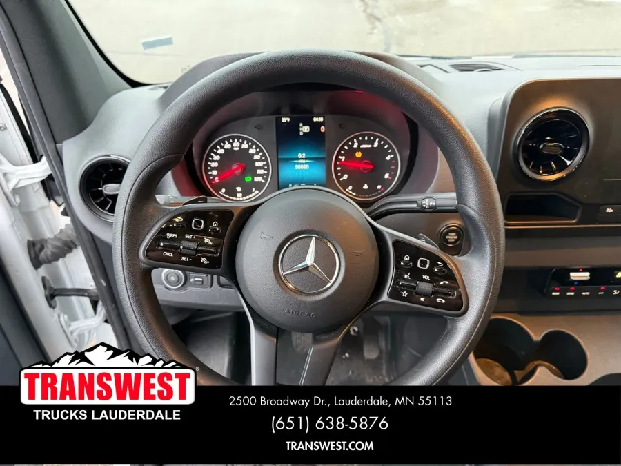 2024 Mercedes Benz Sprinter 2500 Passenger 144 WB | Photo 12 of 21