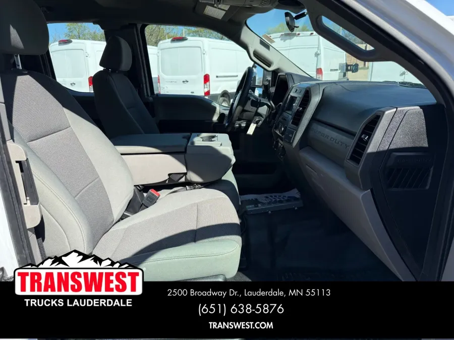 2020 Ford Super Duty F-350 XL | Photo 7 of 22