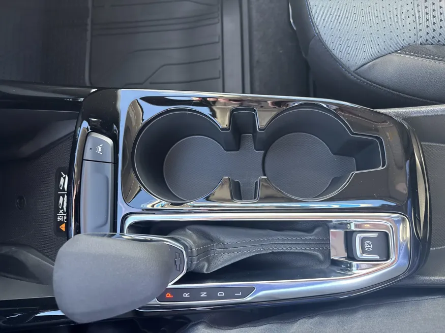 2026 Chevrolet Trax LT | Photo 16 of 21