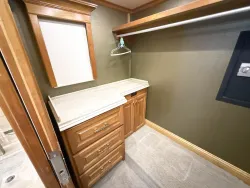 2013 Tiffin Zephyr | Thumbnail Photo 19 of 32