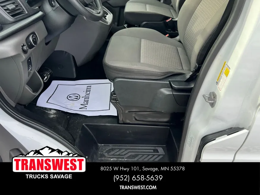 2024 Ford Transit-350 XLT | Photo 15 of 18
