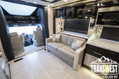 2023 Newmar Supreme Aire 4575 | Thumbnail Photo 16 of 41