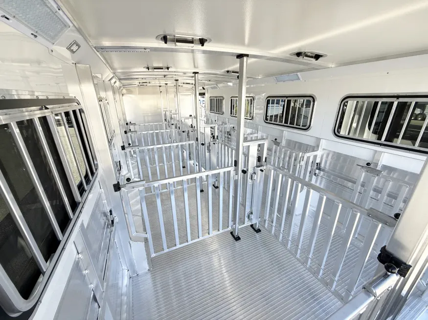 2026 Cimarron Showstar LX | Photo 14 of 20