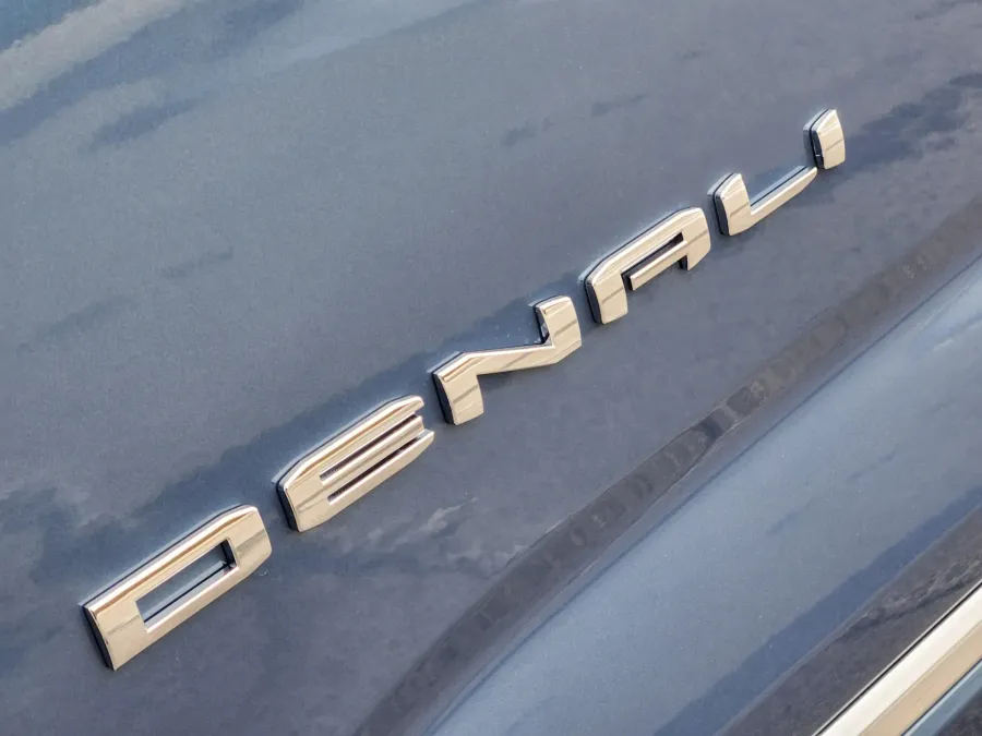 2026 GMC Terrain Denali | Photo 7 of 24