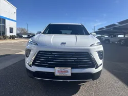 2025 Buick Enclave Preferred | Thumbnail Photo 7 of 24