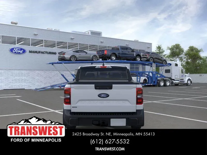 2026 Ford Maverick Lariat | Photo 4 of 24