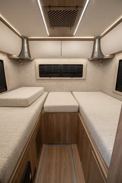 2026 Tiffin Wayfarer 25XLW | Thumbnail Photo 12 of 16