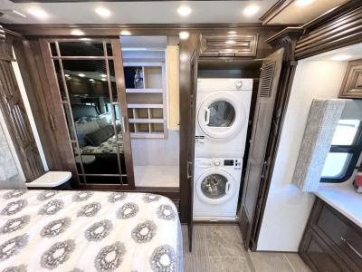 2022 Newmar Supreme Aire 4061 | Thumbnail Photo 19 of 34