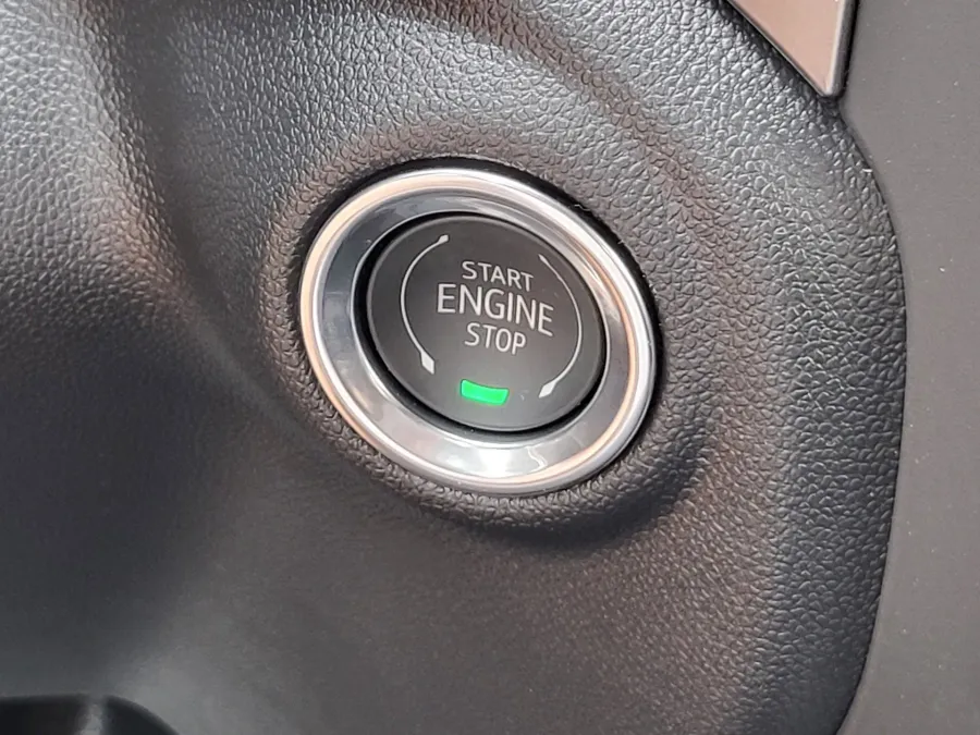 2026 GMC Sierra 1500 Pro | Photo 17 of 24